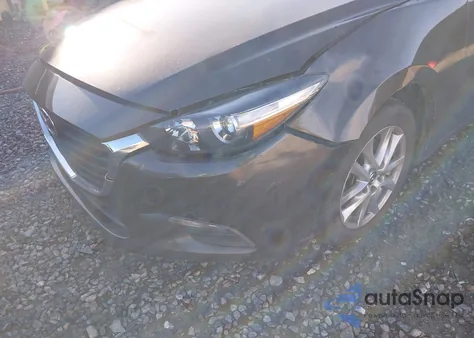 2018 Mazda Mazda3 Sport из США, поврежденный, VIN 3MZBN1U71JM193827